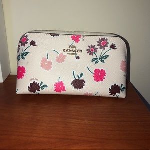 coach cosmetic bag